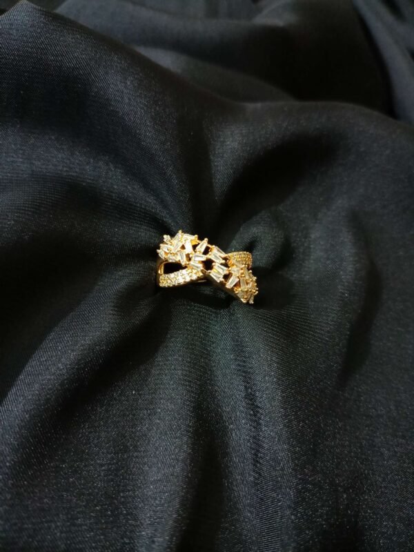 White Tapered & Zircon Combination Ring - Image 2