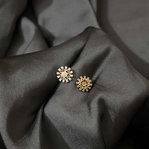 Xuping Double Tone Stud - Image 2