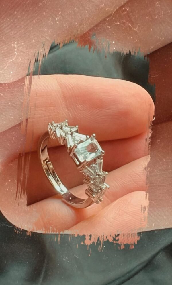Tapered Stone Silver Ring Daily Wear