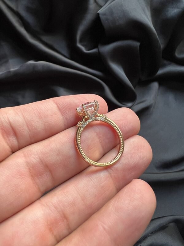 Xuping Diamond Cut Stone Delicate Ring - Image 6