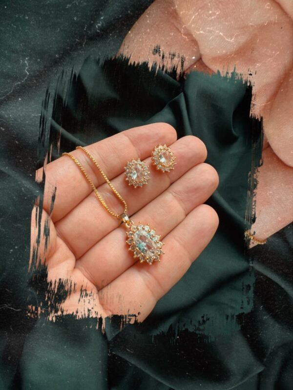 Diamond Cut White Stone Set