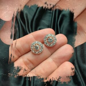 Xuping Big Size Double Tone Delicate Diamond Cut Stud