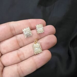 Xuping White Tapered Stone Set