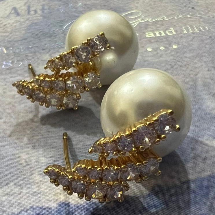 Xuping Pearl Studs